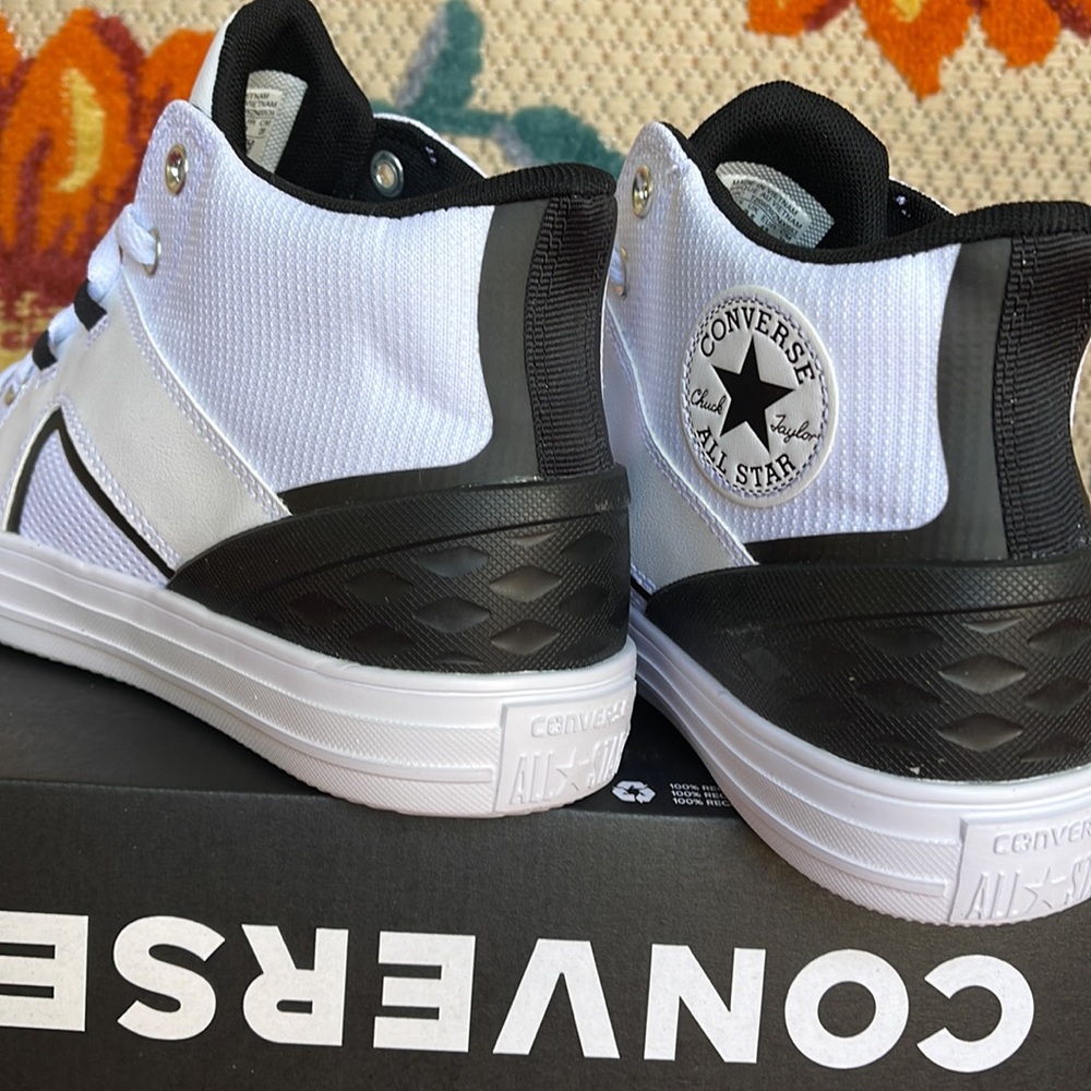 Converse A01168C
CTAS FLUX ULTRA MID WHITE/BLACK/WHITE
Men’s sneakers - Picture 15 of 16